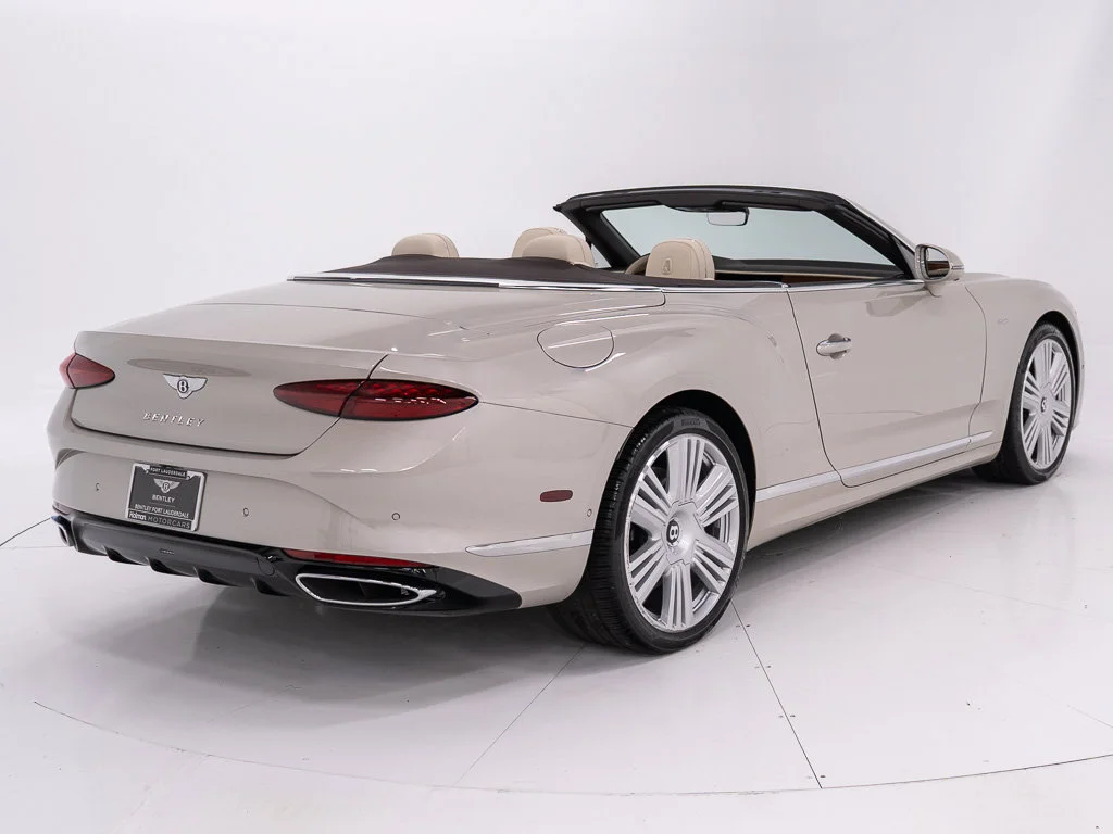 Certified Used 2026 White Sand - by Mulliner Bentley Azure image 5