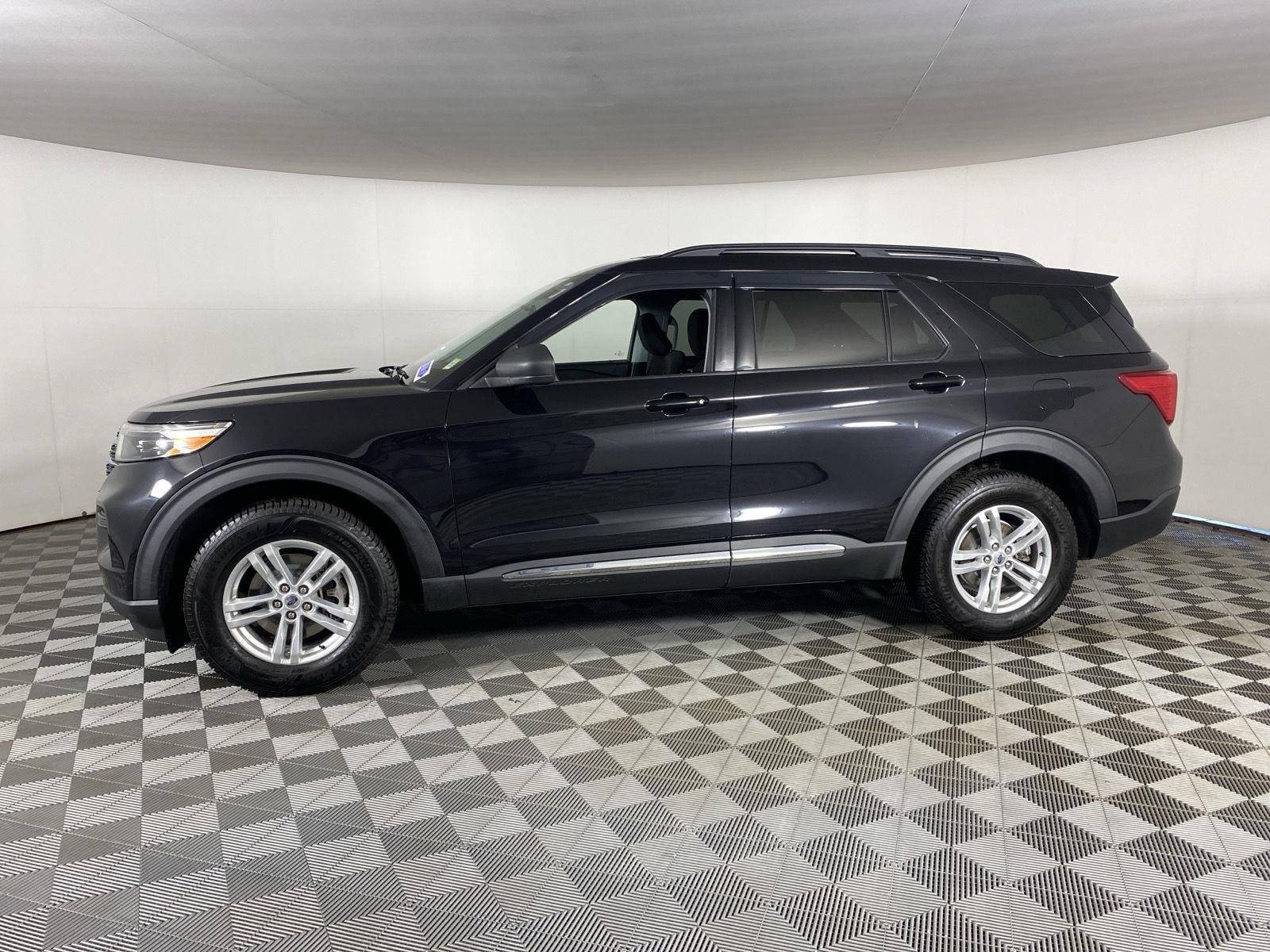 Used 2020 Agate Black Ford XLT image 7