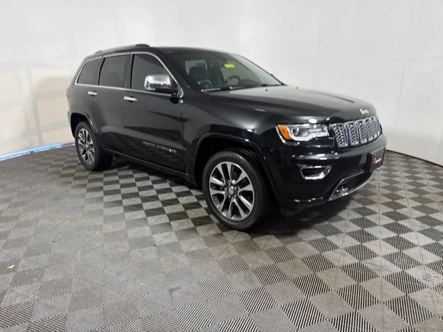 2017 Jeep Grand Cherokee Overland 4WD's photo