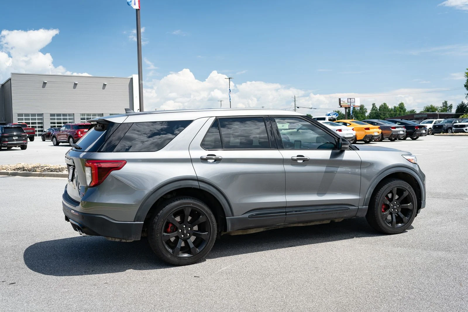 Used 2022 Gray Metallic Ford ST image 10