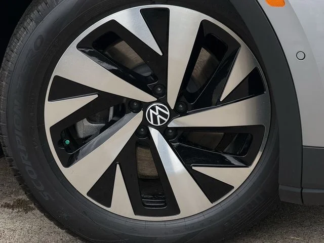 New 2026 Silver Volkswagen Pro image 7