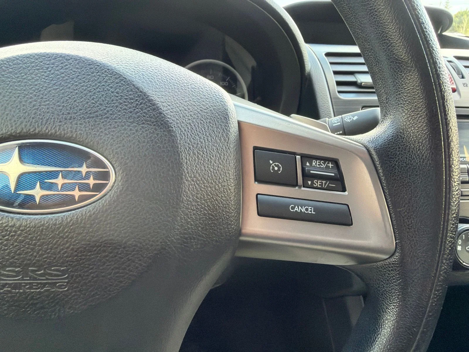 Used 2014 Ice Silver Metallic Subaru 2.0i Premium image 12