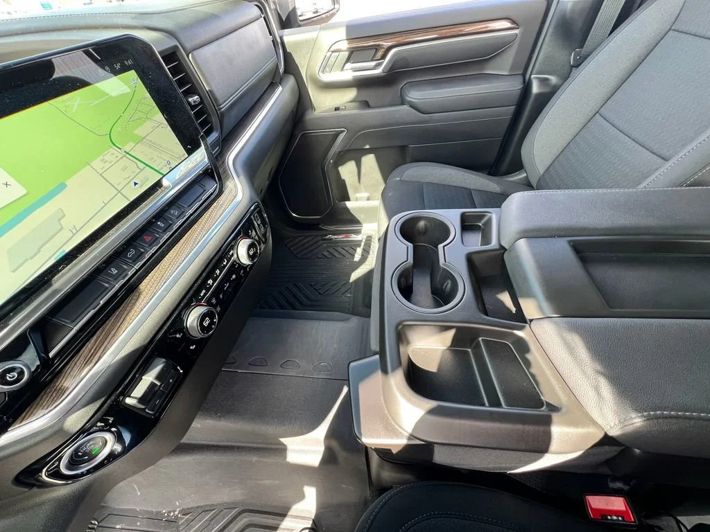 2025 Chevrolet Silverado 2500HD LT - Photo 25