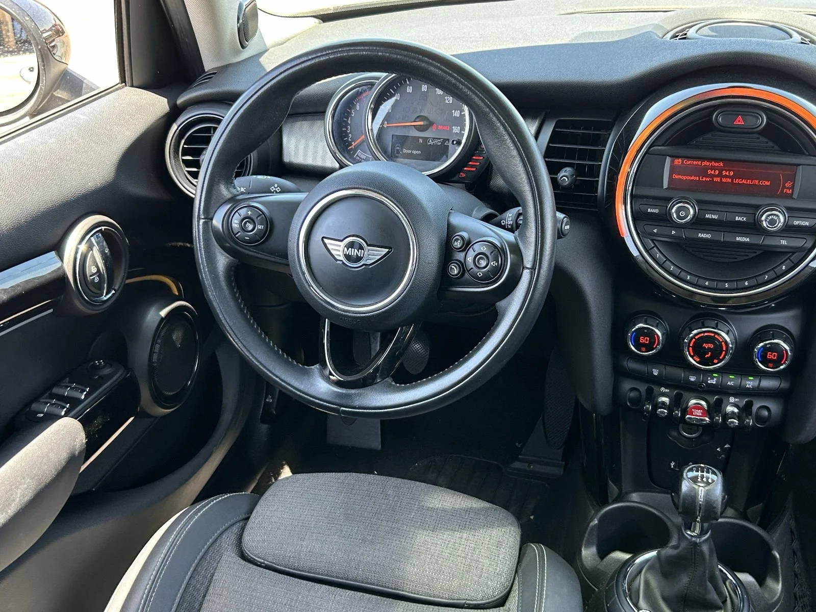 Used 2016 White Silver Metallic MINI S image 17