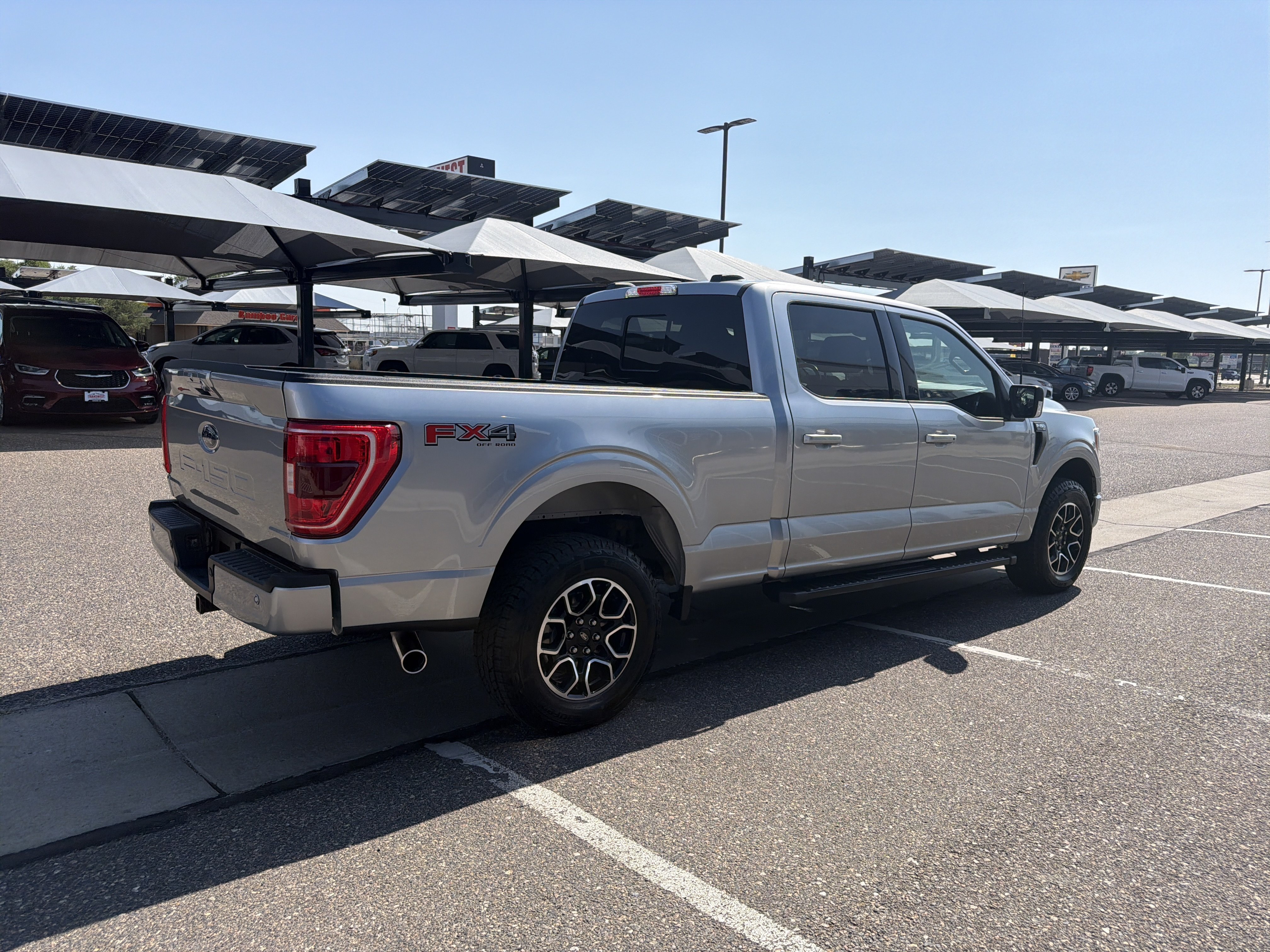 Used 2023 Silver Ford XL image 5