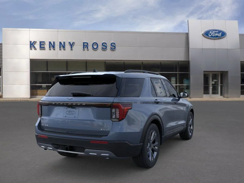 New 2026 Vapor Blue Metallic Ford Active image 9