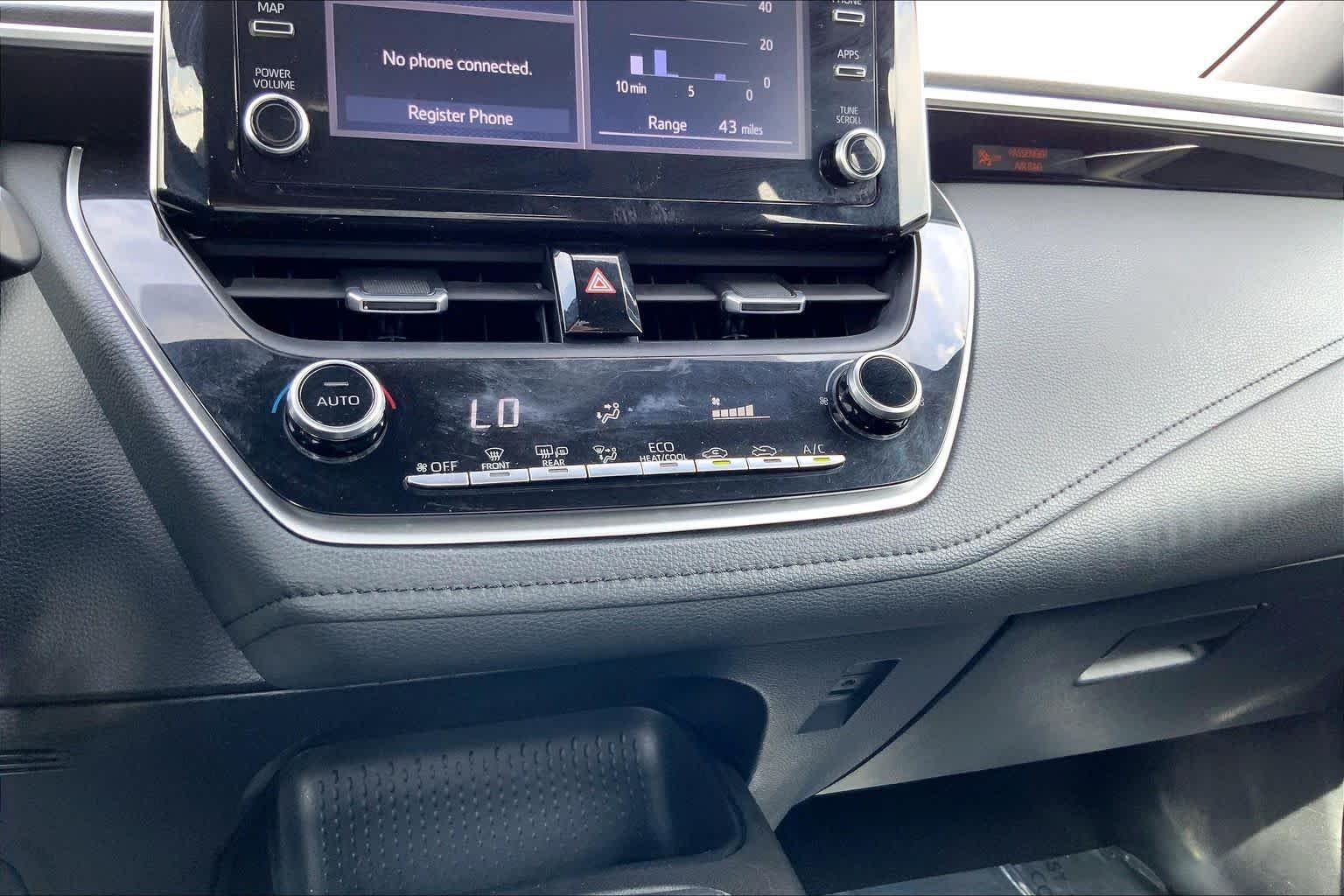 Used 2020 Blue Crush Metallic Toyota SE image 34
