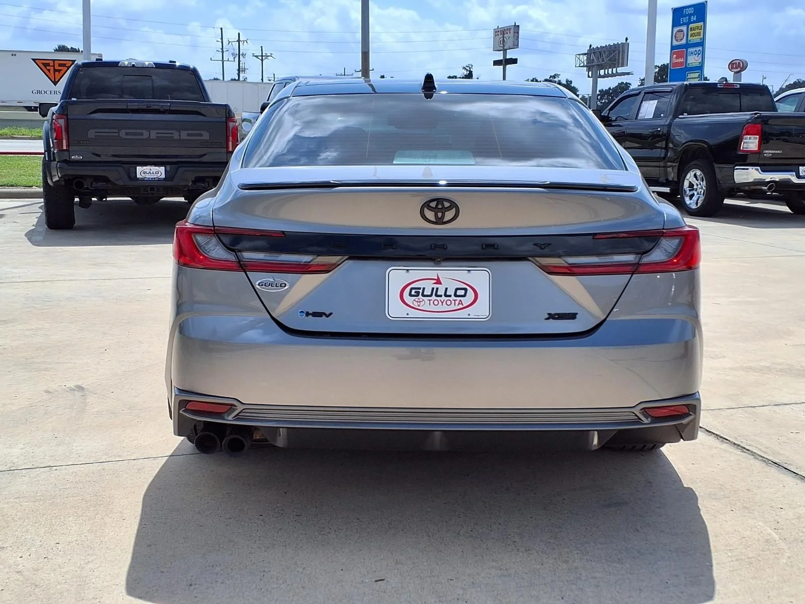 Certified Used 2025  Toyota XSE image 7