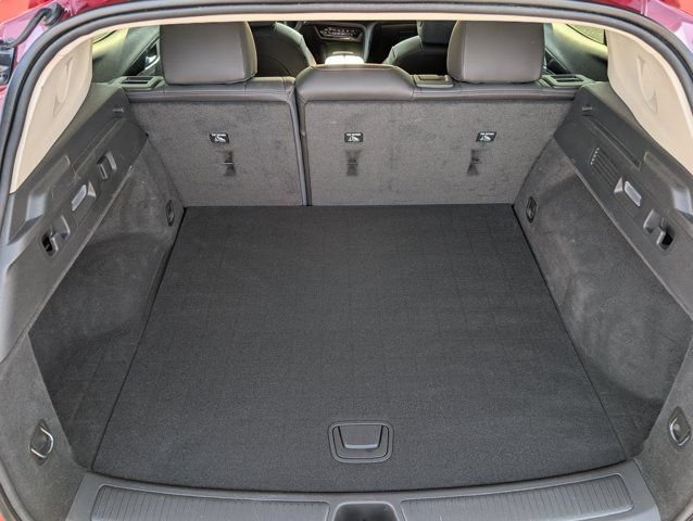 Used 2023  Buick Essence image 14