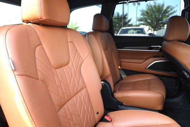 Used 2025 Ebony Black Kia EX X-Line image 44