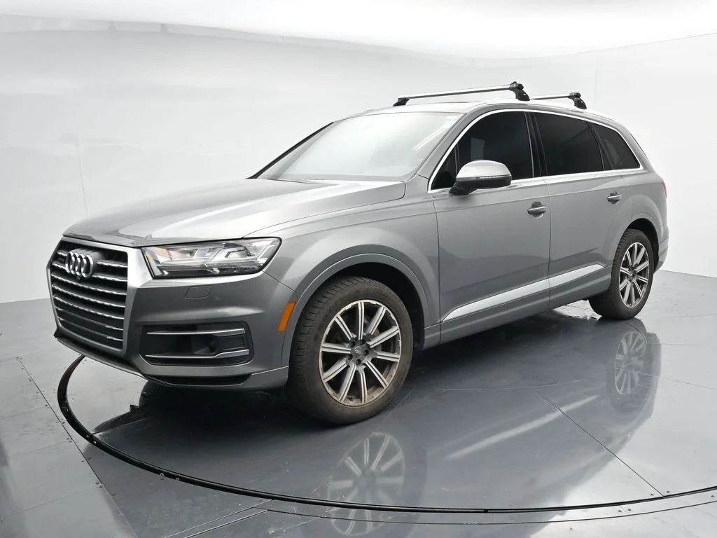 Used 2017  Audi 3.0T Prestige image 3