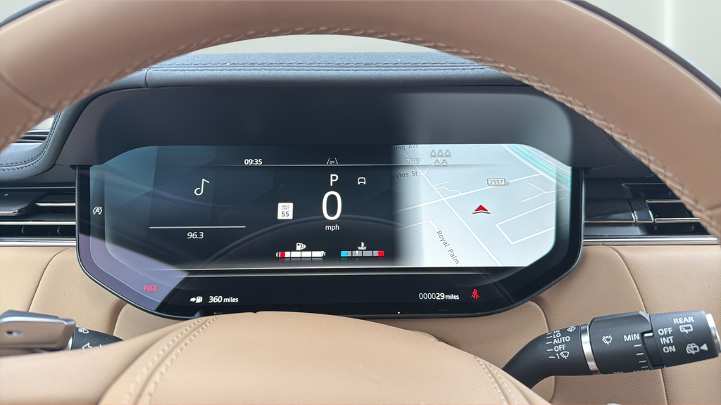 New 2026 Charente Grey Land Rover SE image 28