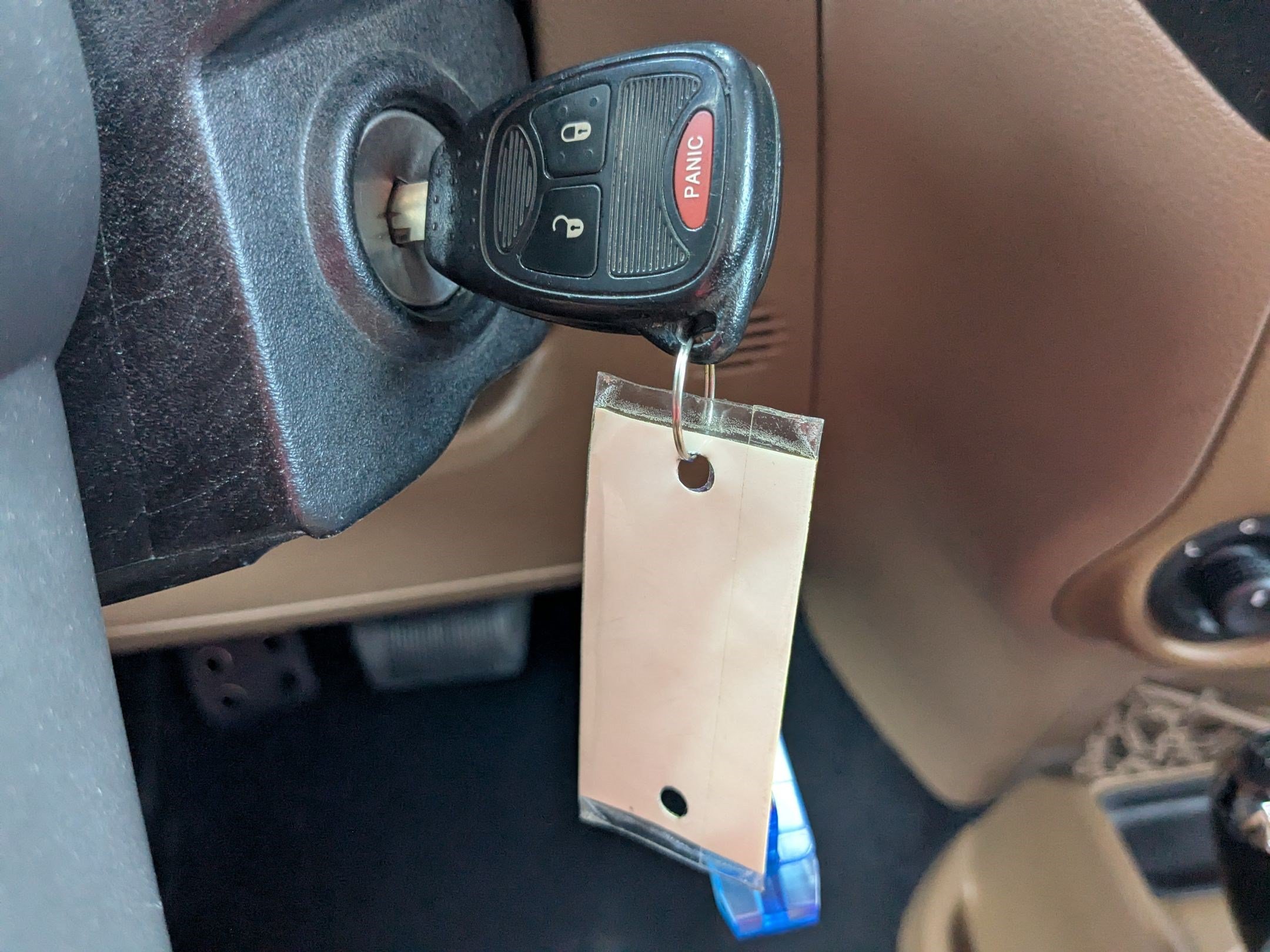 Used 2014 Billet Metallic Clearcoat Jeep Sahara image 20