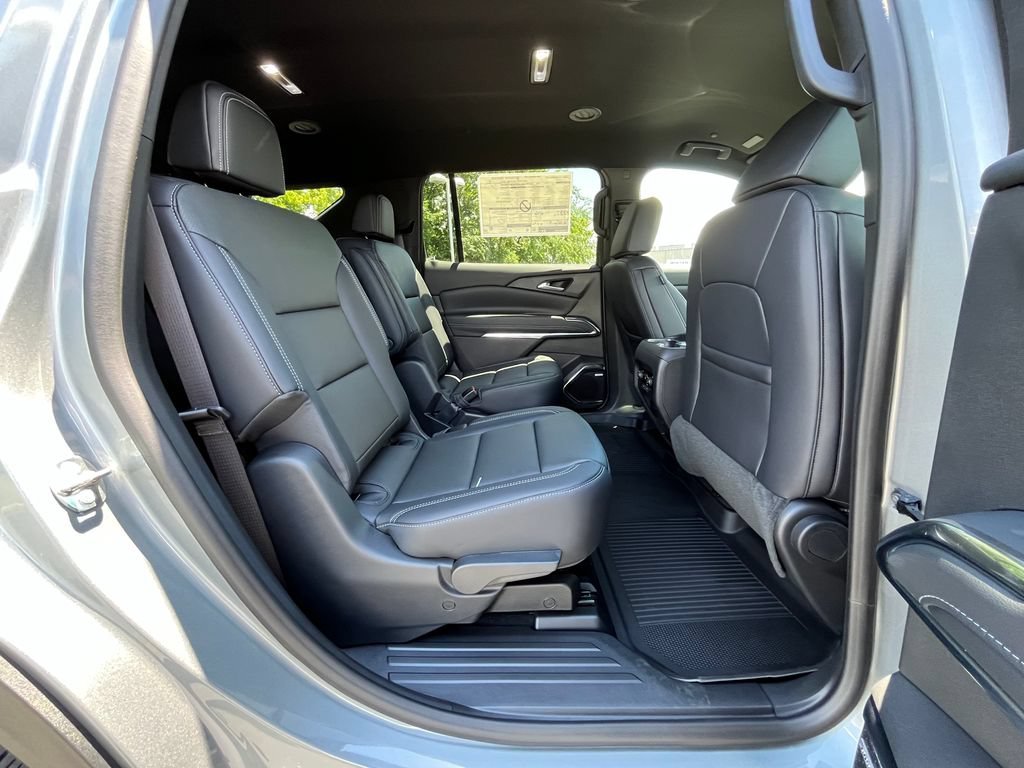 2026 Chevrolet Traverse LT - Photo 17