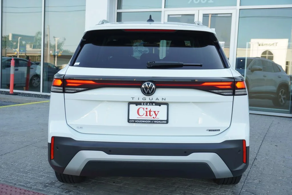 Certified Used 2026 White/off-white Volkswagen 2.0T SE image 13