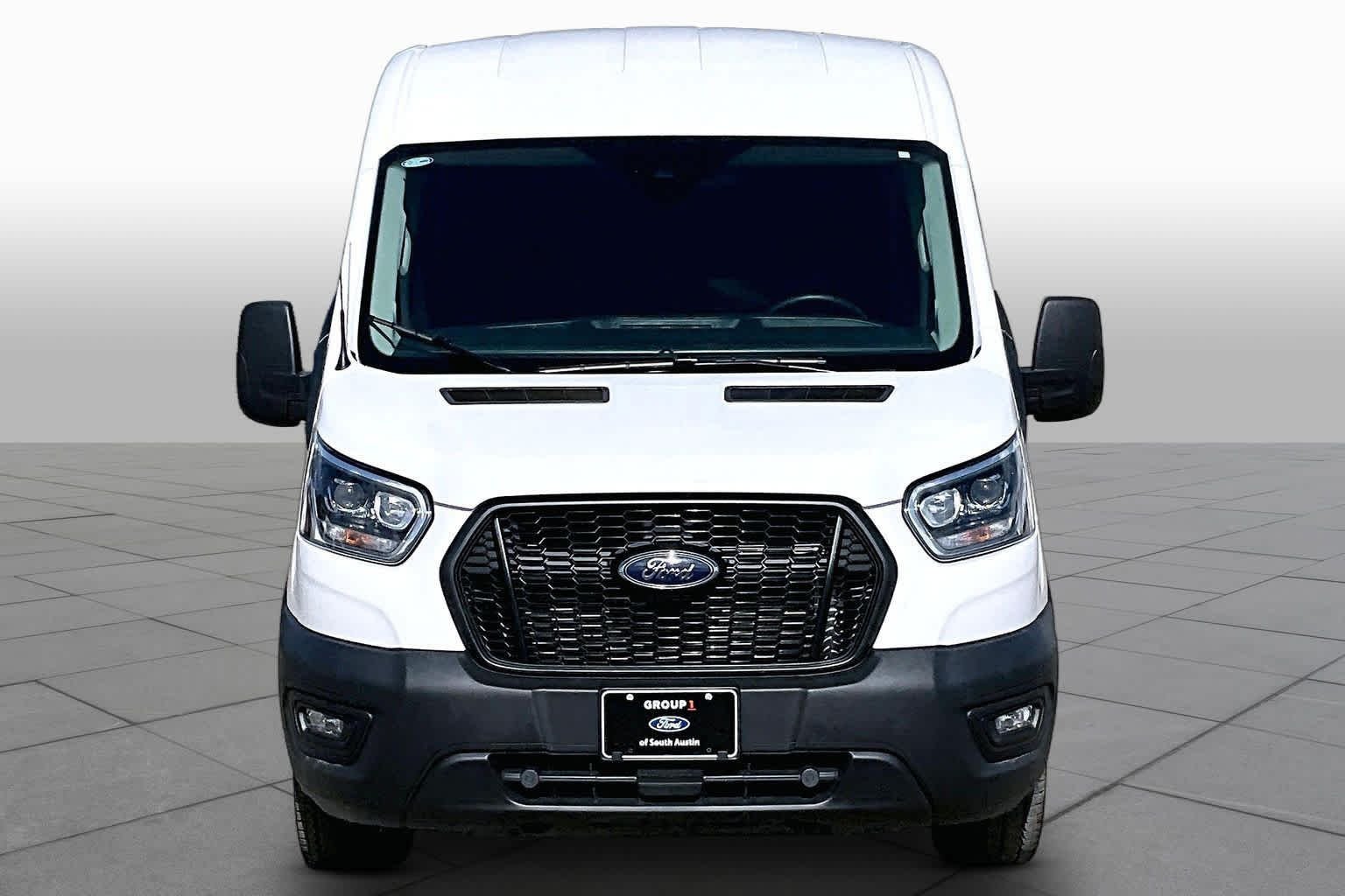 Used 2025 Oxford White Ford  image 4