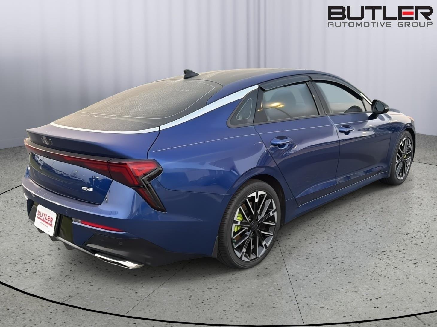 Used 2025 Yacht Blue Kia GT image 6