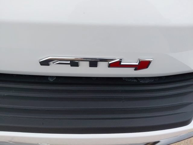 New 2026 Summit White GMC AT4 image 35