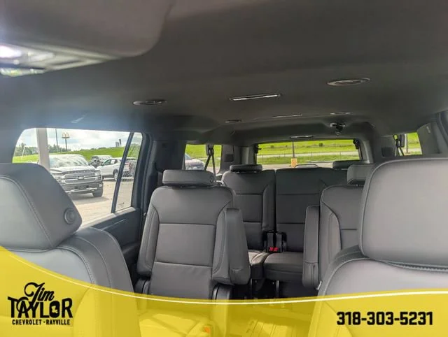 2026 Chevrolet Suburban LT - Photo 24