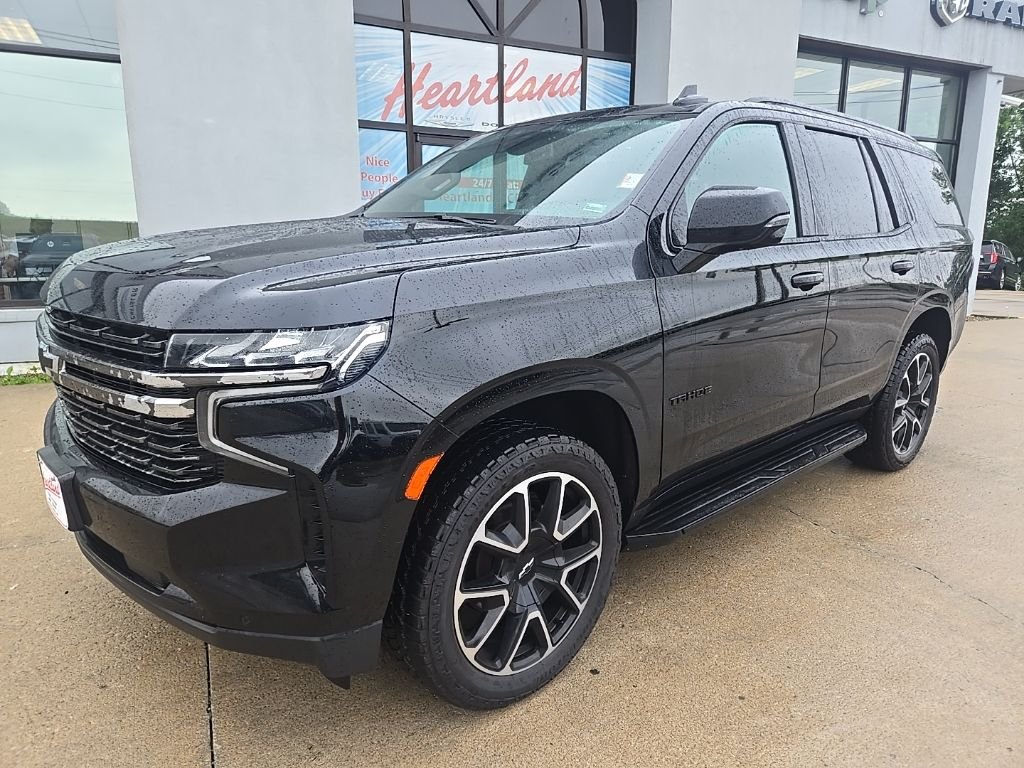 Used 2021 Chevrolet Tahoe RST with VIN 1GNSKRKD2MR484897 for sale in Kansas City
