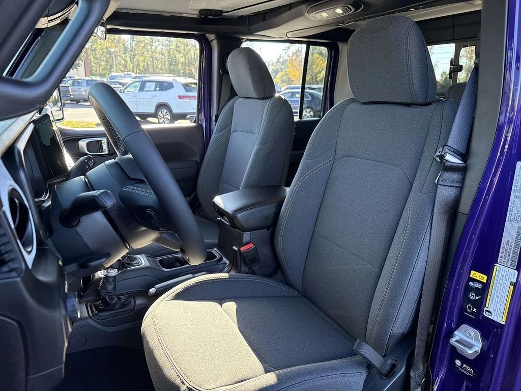 New 2026 Reign Exterior Paint Jeep Sport S image 10