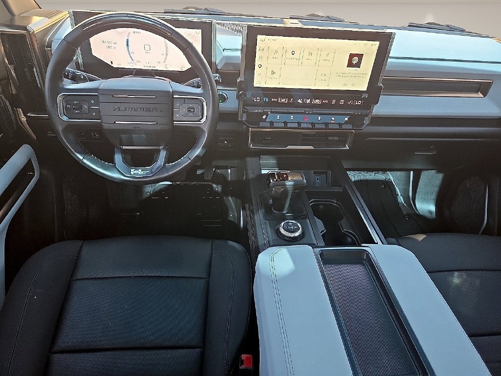 Used 2024 Black GMC 2X image 12