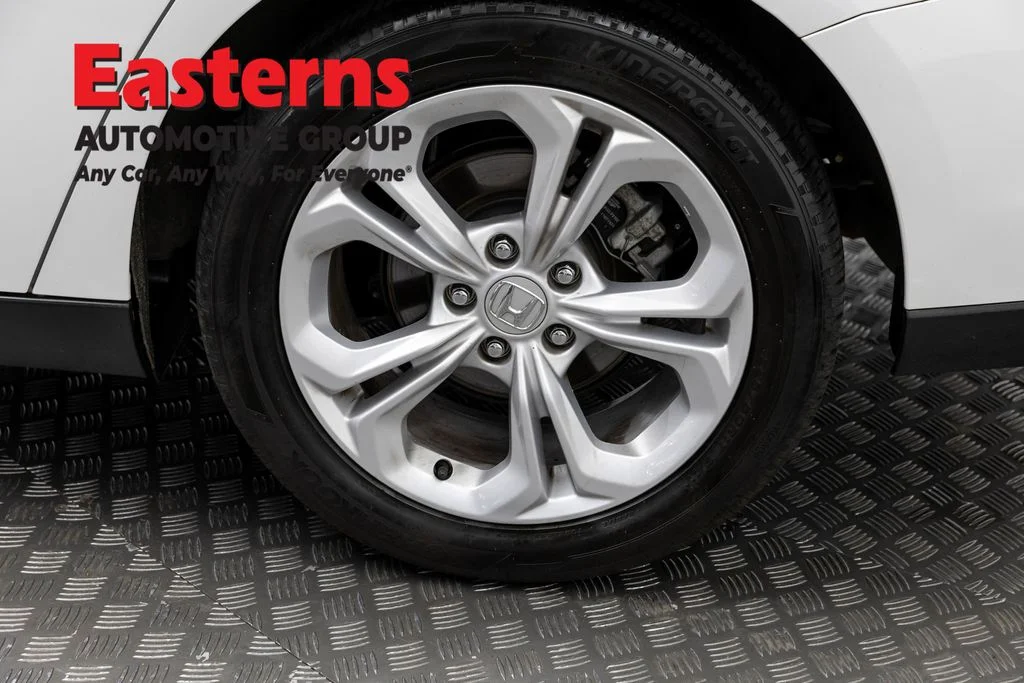 Used 2024 White Honda LX image 32