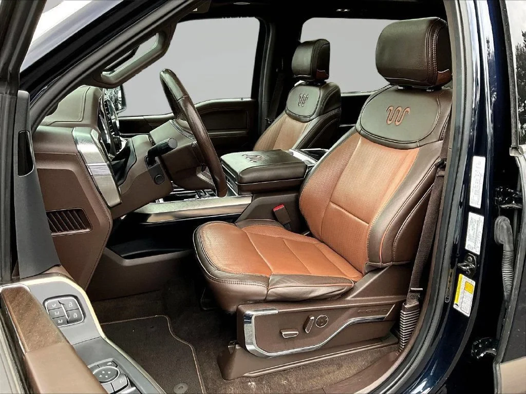 Used 2022 Antimatter Blue Metallic Ford King Ranch image 24