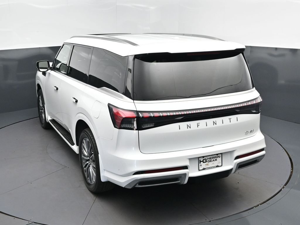 New 2026 RADIANT WHITE INFINITI Luxe 2WD image 34