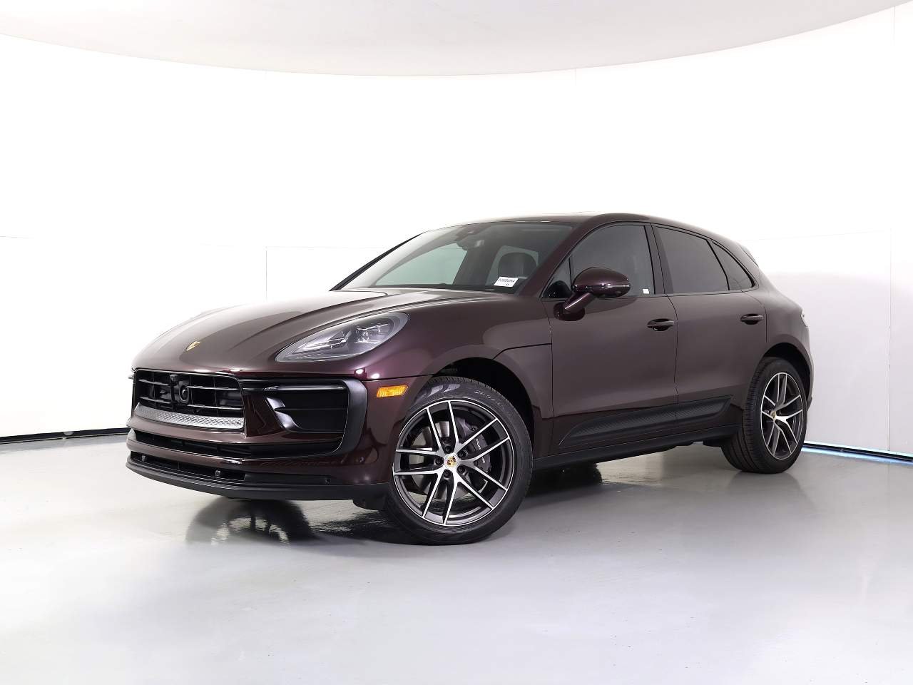 2025 Porsche Macan T
