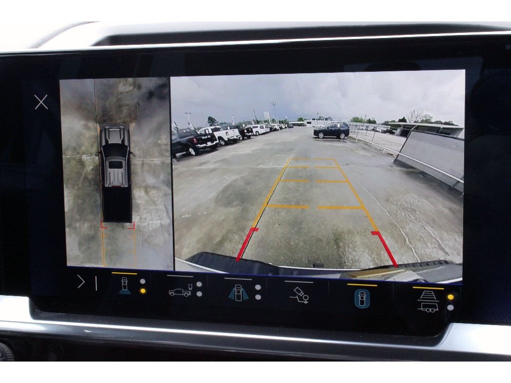 Used 2024 Summit White Chevrolet LTZ image 17
