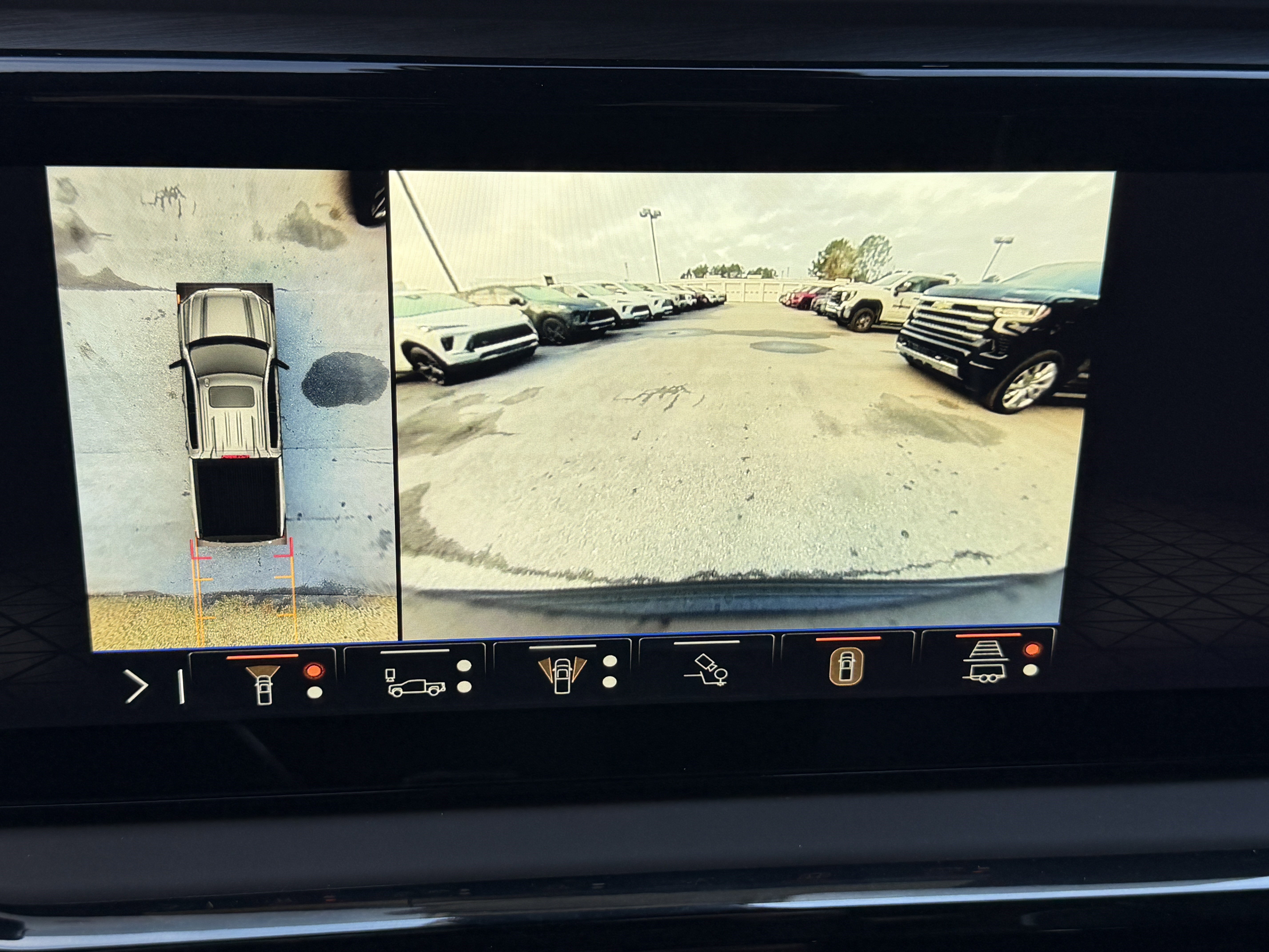 2026 GMC Sierra 1500 AT4X - Photo 35