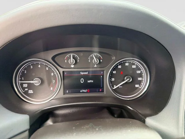 Used 2021 Silver Buick Essence image 28