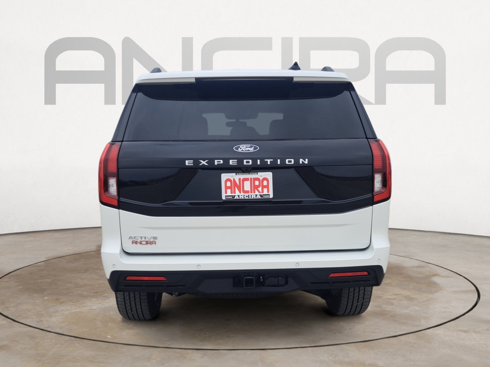 New 2026 Star White Metallic Tri-Coat Ford Active image 9