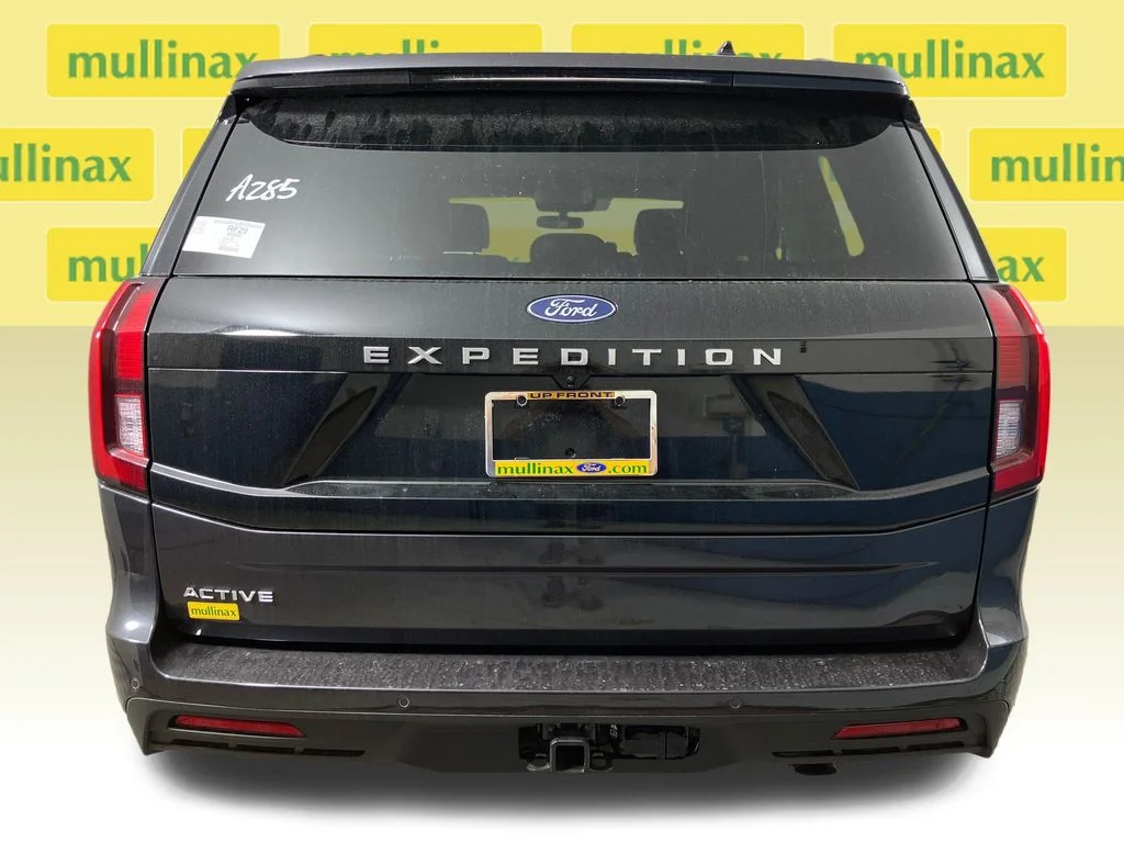 2026 Ford Expedition Active - Photo 8