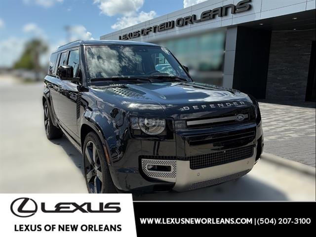2024 Land Rover Defender 130 X-Dynamic SE P400's photo