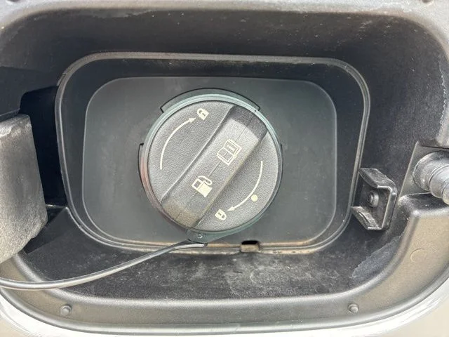 Certified Used 2025 Wolf Gray Kia EX X-Line image 6