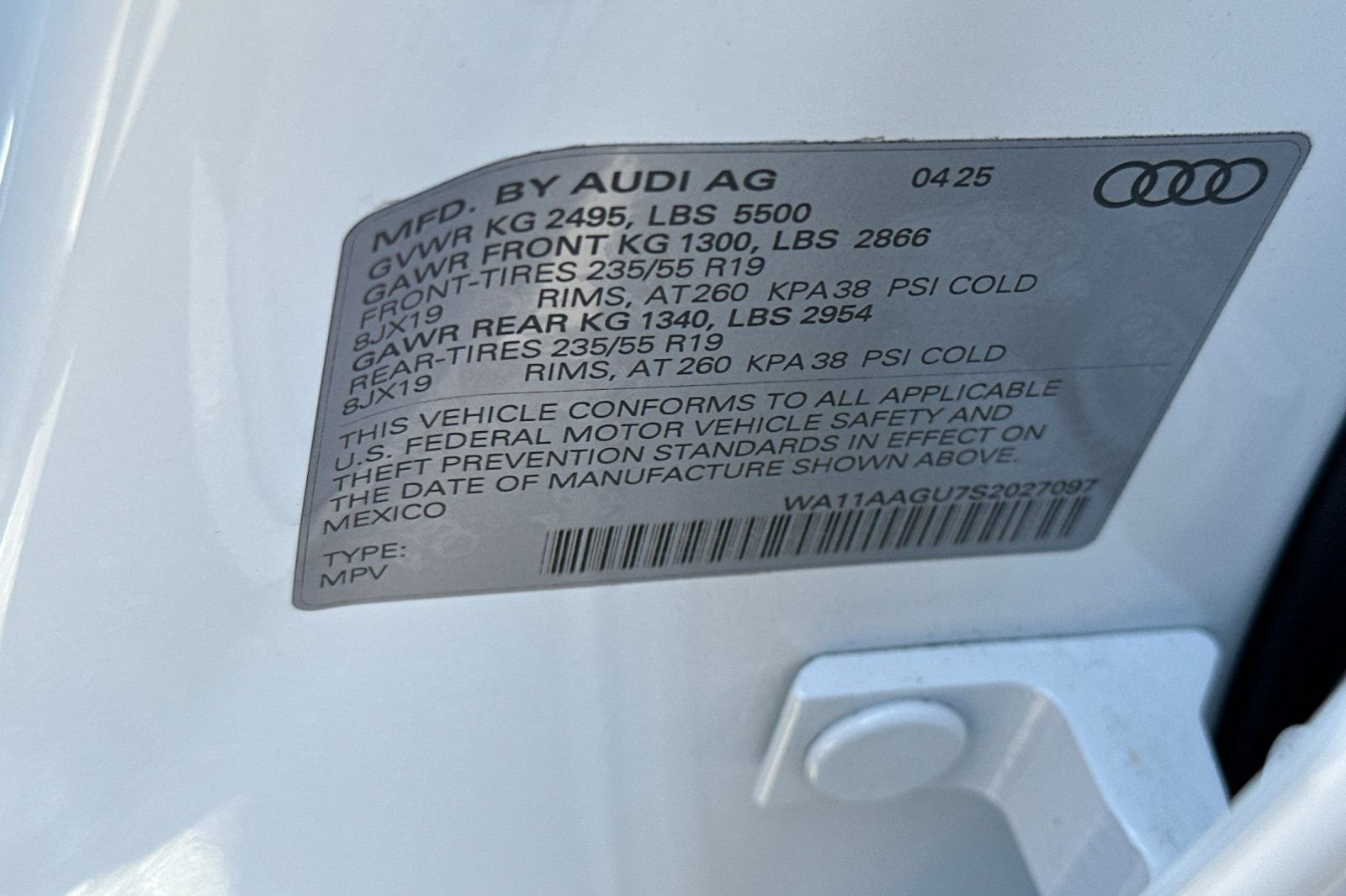 Used 2025 White Audi  image 26