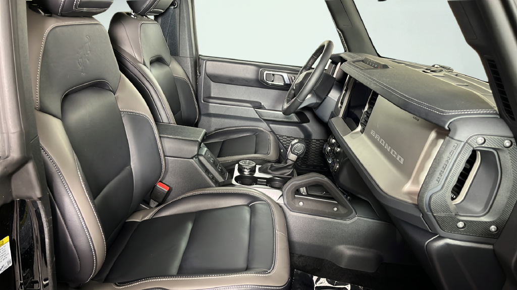 2025 Ford Bronco 4-Door Outer Banks - Photo 9