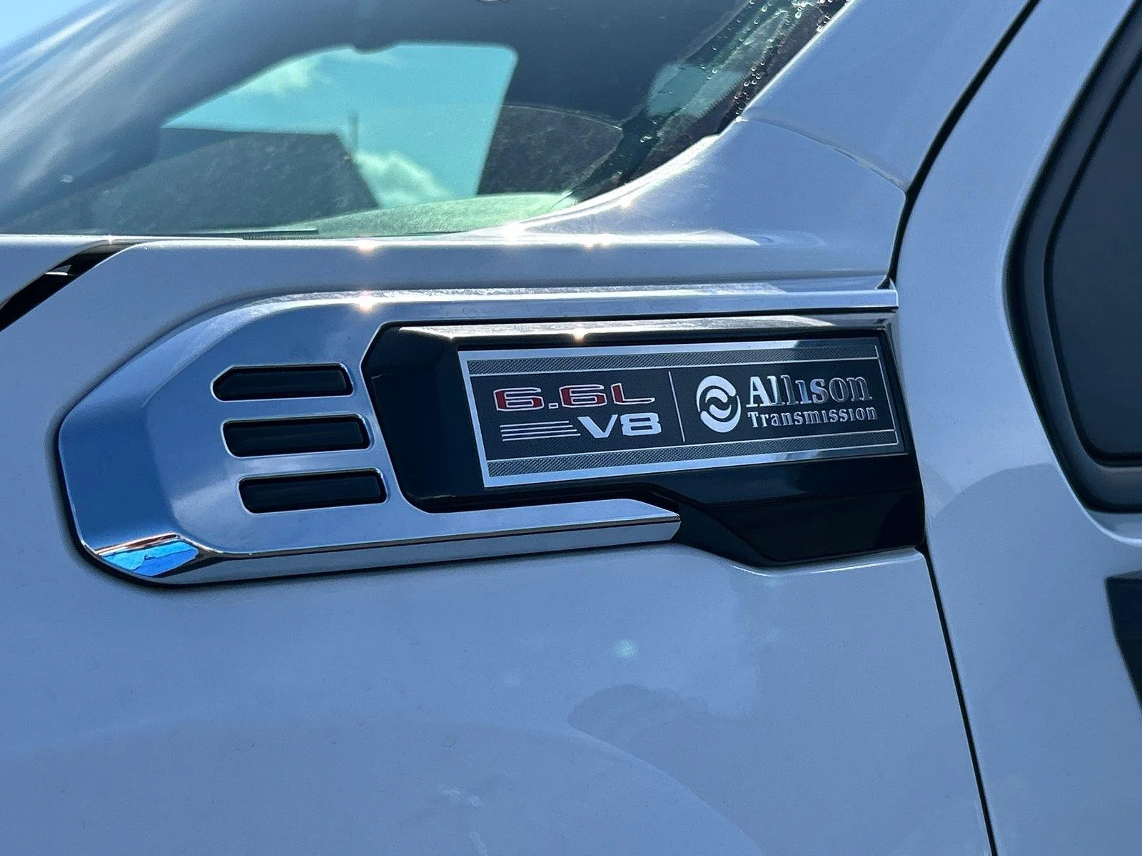 2026 GMC Sierra 2500HD Pro - Photo 10