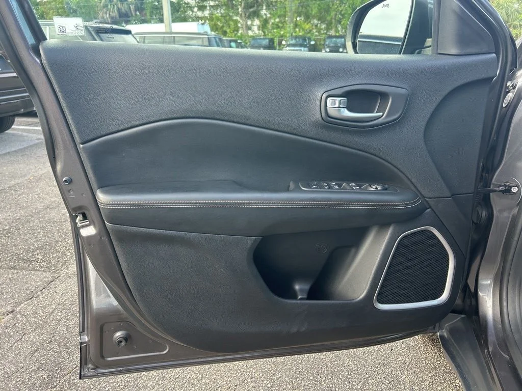 Used 2019 Gray Jeep Latitude image 32