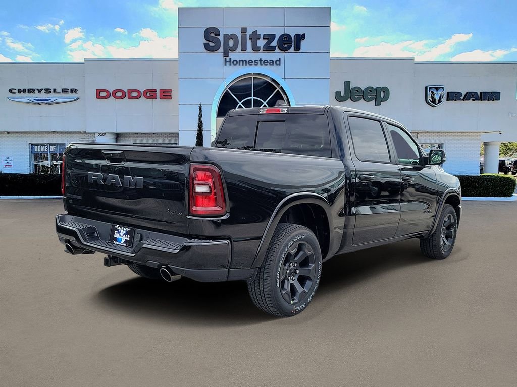 New 2026 Diamond Black Crystal Pearl-Coat Exterior Paint RAM Big Horn/Lone Star image 2