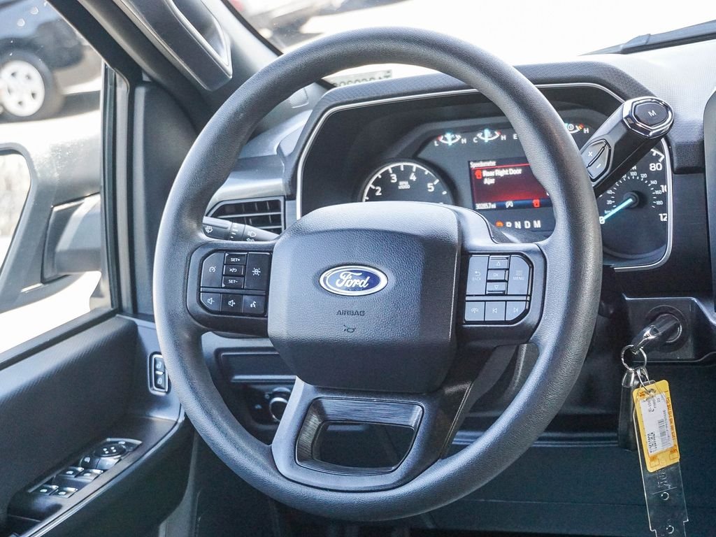 Used 2023 White Ford XL image 17