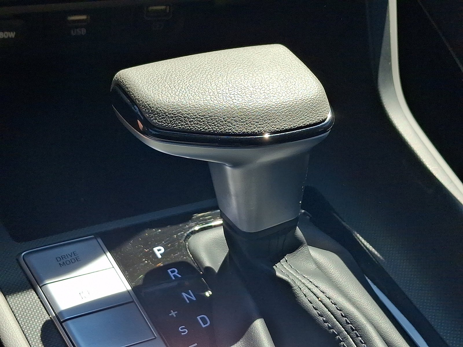 Certified Used 2023 Phantom Black Hyundai SEL image 14