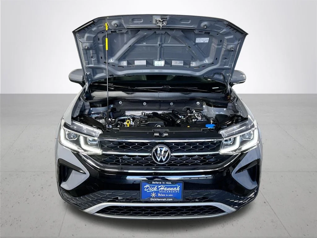 Used 2022 Gray Volkswagen 1.5T SEL image 23