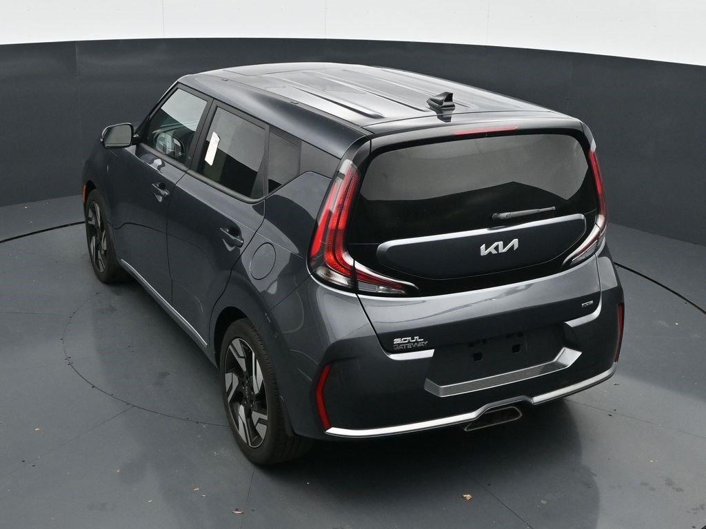 Used 2023 Gravity Gray Kia GT-Line image 21