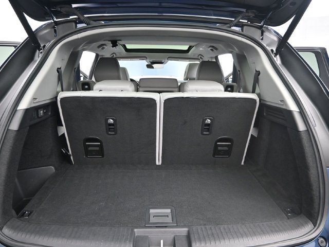 Used 2025  Acura Technology Package image 13
