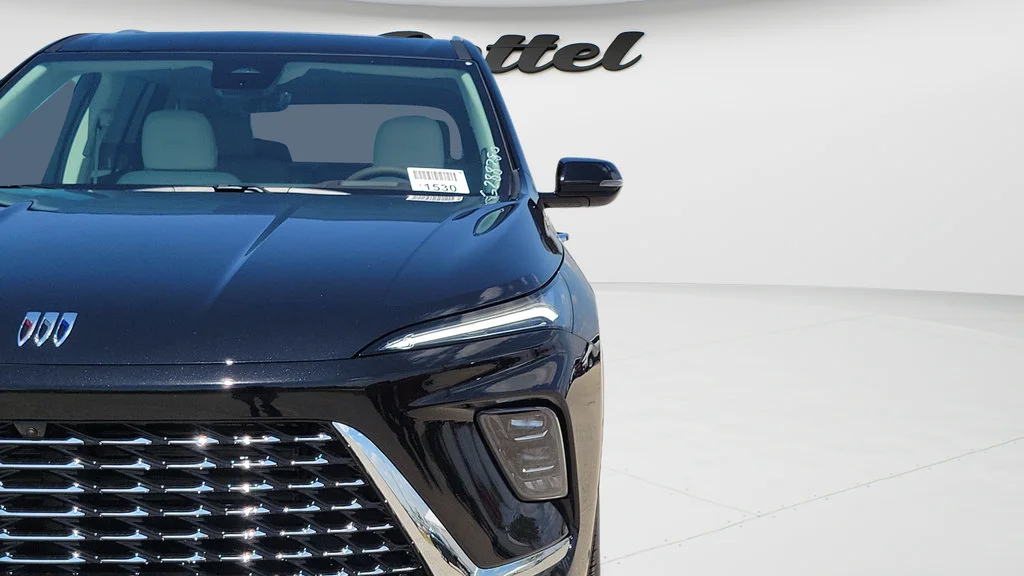 New 2026 Ebony Twilight Metallic Buick Avenir image 9