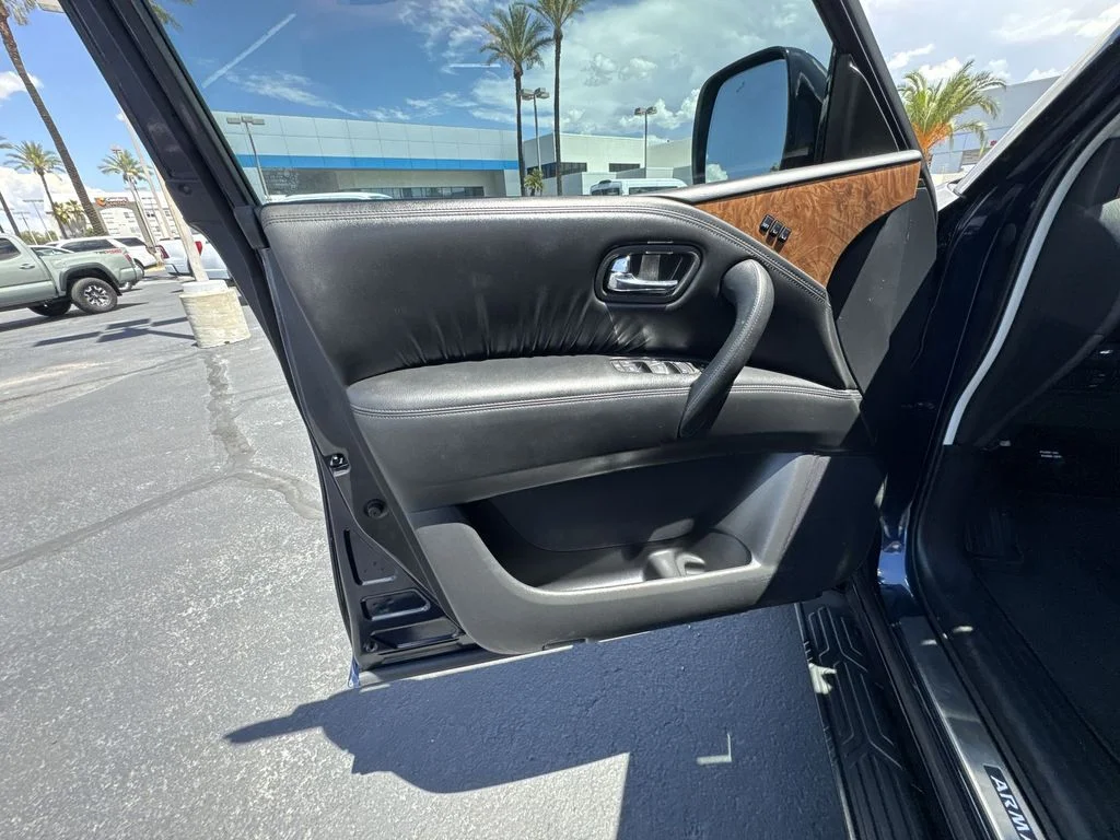 Used 2024 Blue Nissan SL image 23