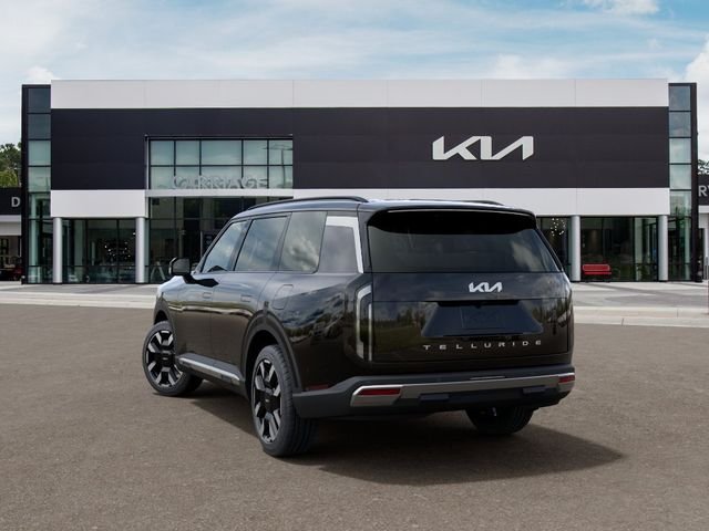 New 2027 Ebony Black Kia S image 4
